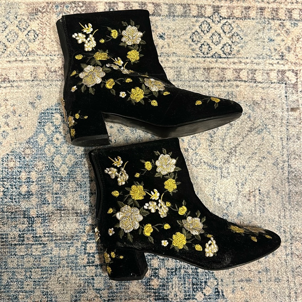 Top shop velvet booties